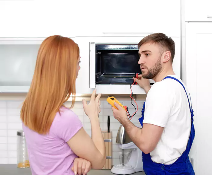 Skilled Microwave Service: Your Certified Microwave Purchase and Installation in Norwalk, CT