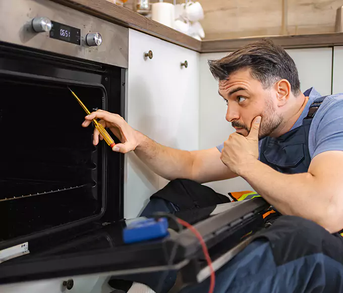 Why Norwalk Households Choose Norwalk Appliance Pro for Every Gas Oven Fix?